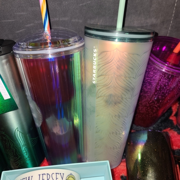 Starbucks cups lot mixed - Picture 4 of 10